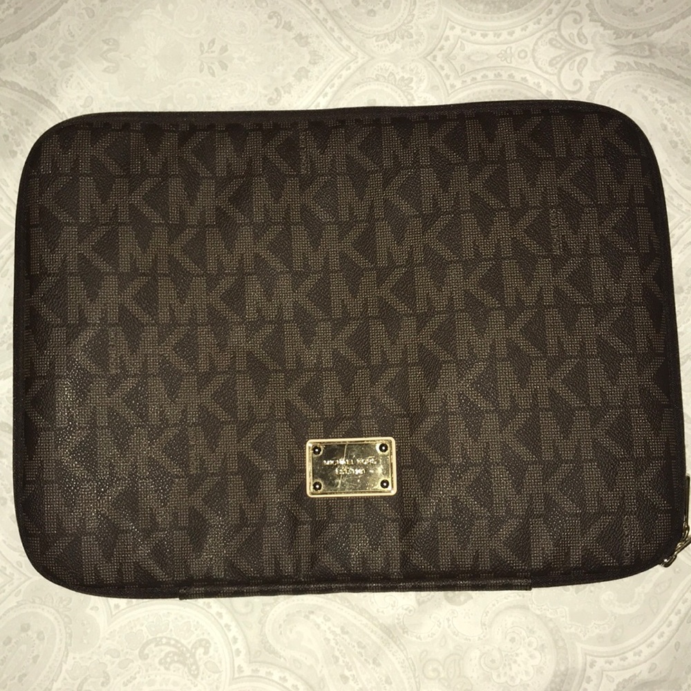 Michael Kors laptop pocket case in brown MK design